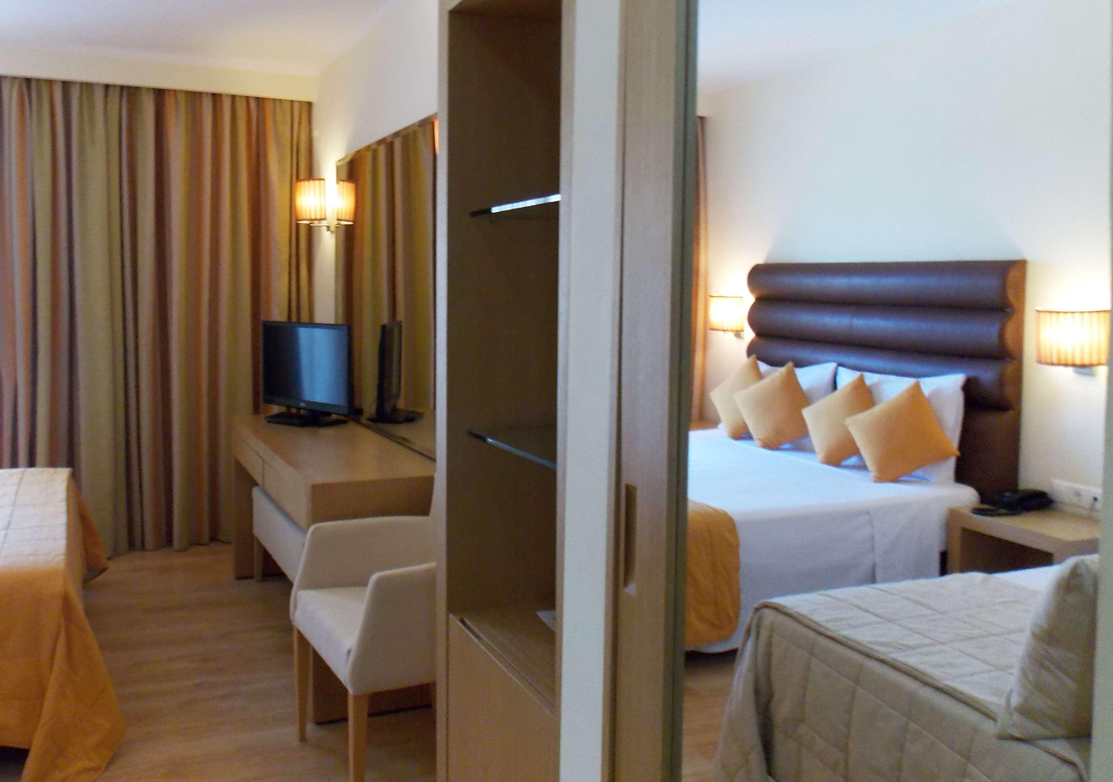 Galaxy Beach Resort BW Premier Collection Laganás Eksteriør bilde