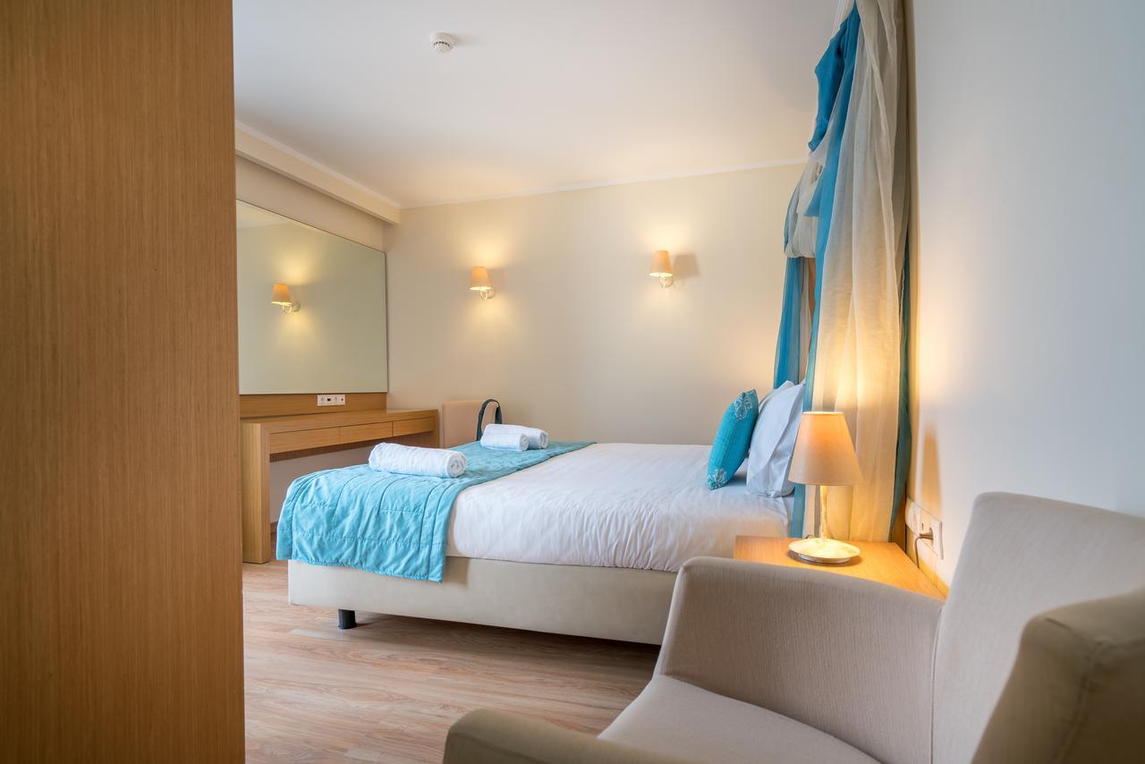 Galaxy Beach Resort BW Premier Collection Laganás Eksteriør bilde